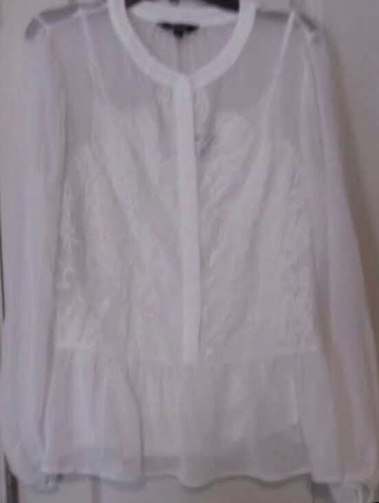 Simply Vera Vera Wang Tops - Simply Vera Vera Wang White Blouse with Black Label